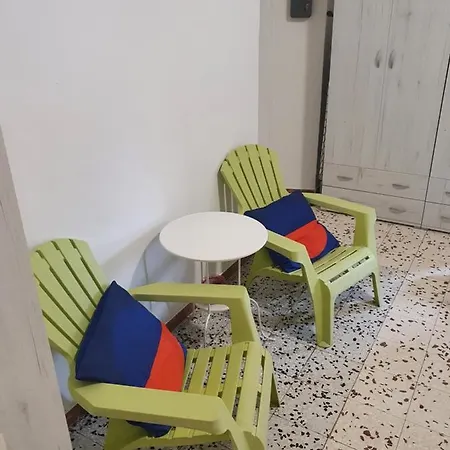Sole E Mare Hostel Marina Di Carrara